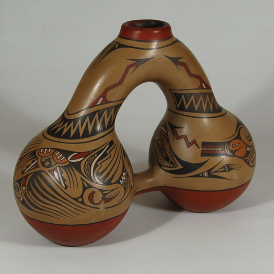 lela and Luther Gutierrez Pottery C3731